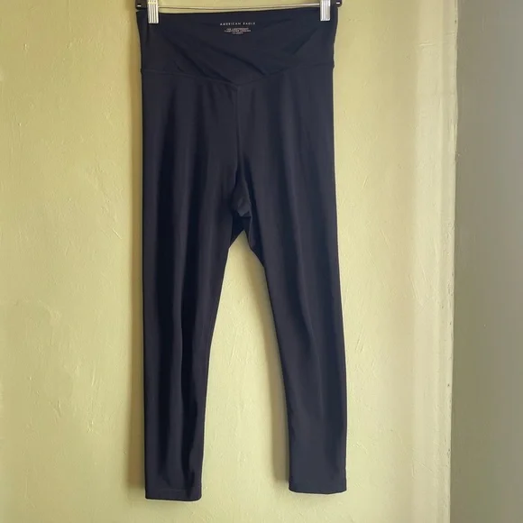 7/8 Lightweight Everything Legging - Picture 2 of 10